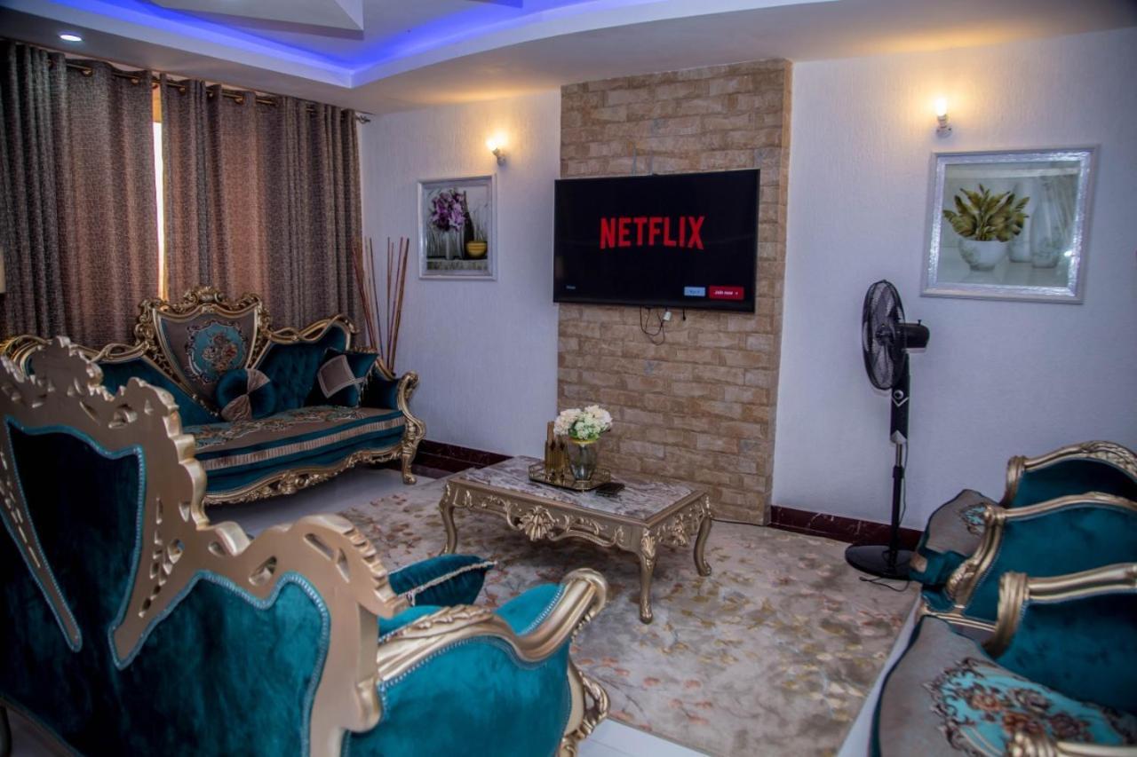The Festival Fully Furnished Apartments Mombasa Bagian luar foto