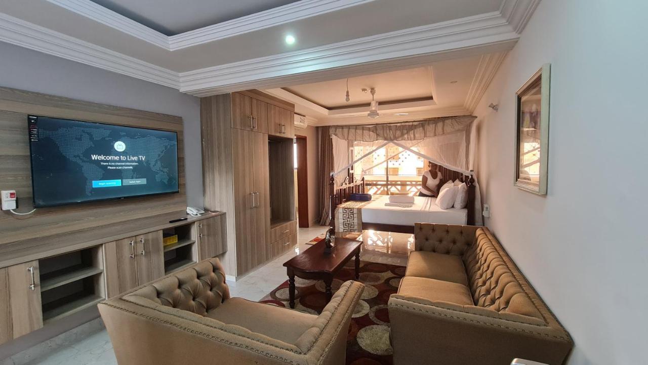 The Festival Fully Furnished Apartments Mombasa Bagian luar foto