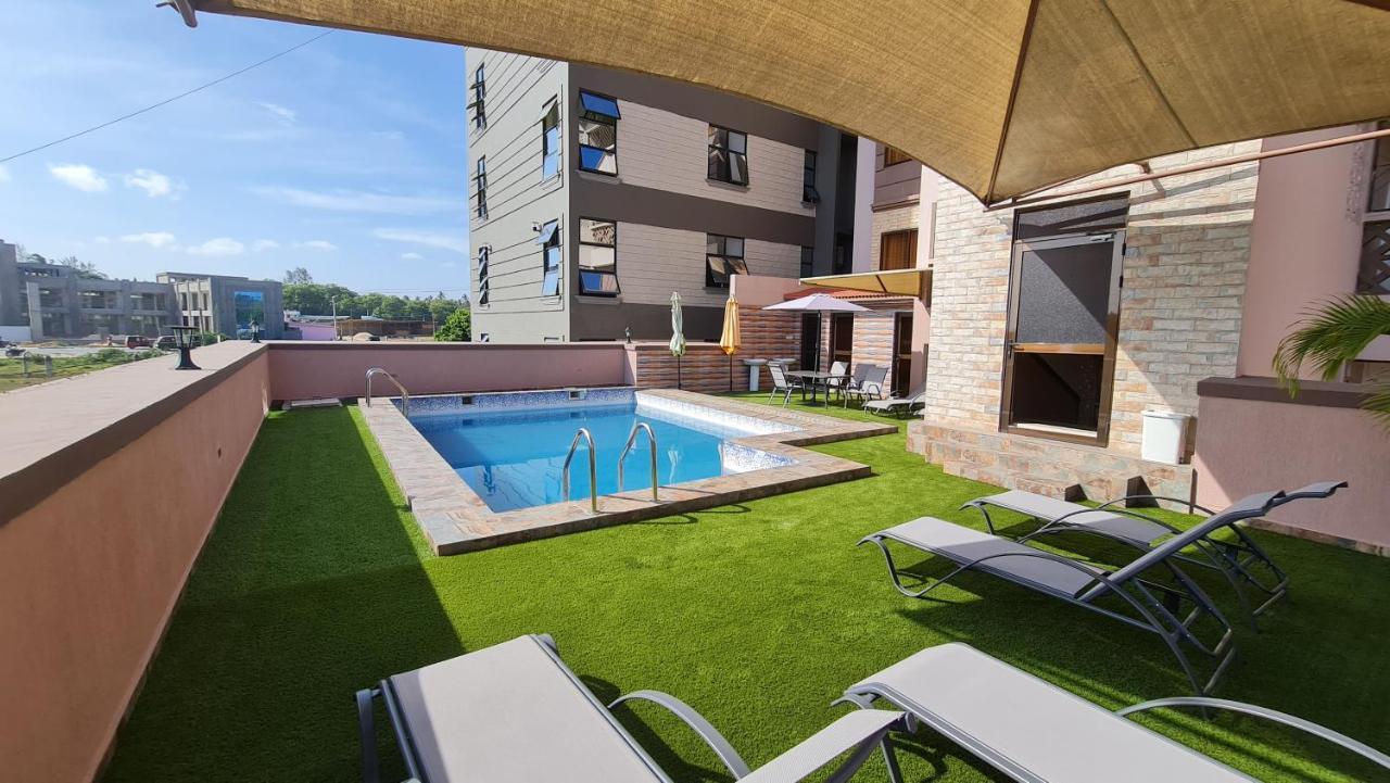 The Festival Fully Furnished Apartments Mombasa Bagian luar foto