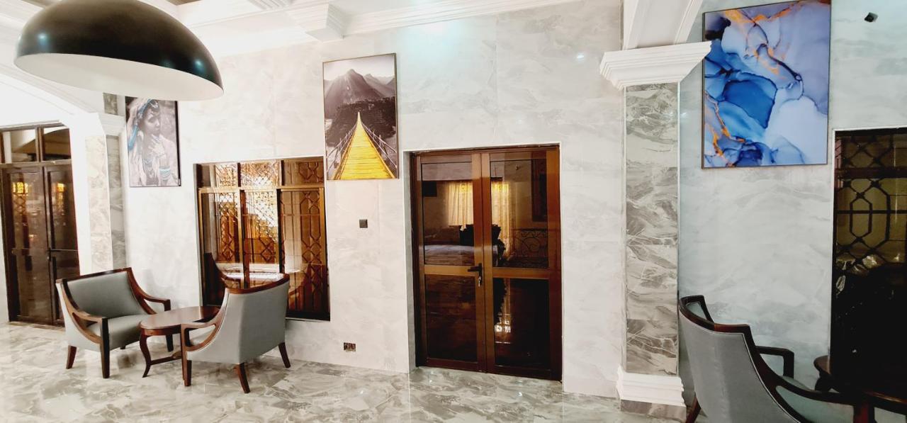 The Festival Fully Furnished Apartments Mombasa Bagian luar foto