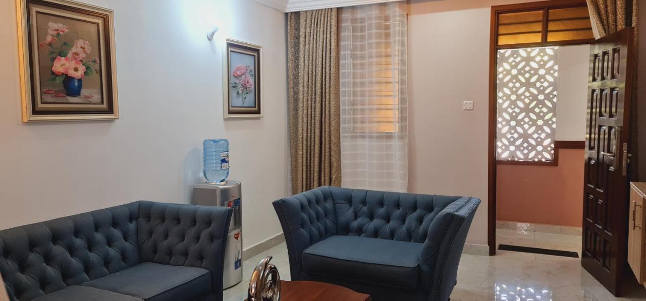 The Festival Fully Furnished Apartments Mombasa Bagian luar foto