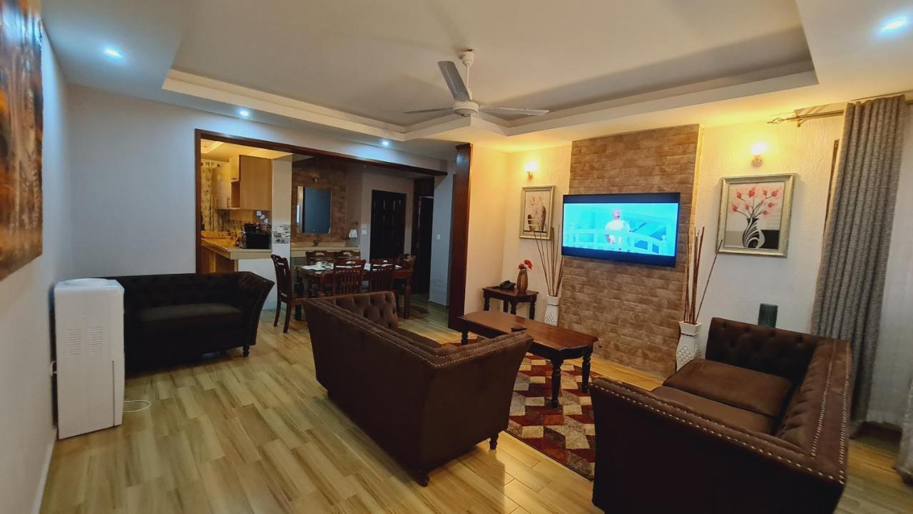 The Festival Fully Furnished Apartments Mombasa Bagian luar foto